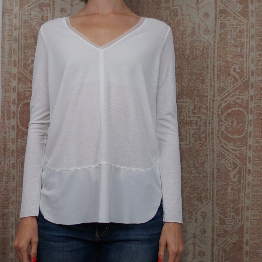 ⭐Zara scoop hem long sleeve top